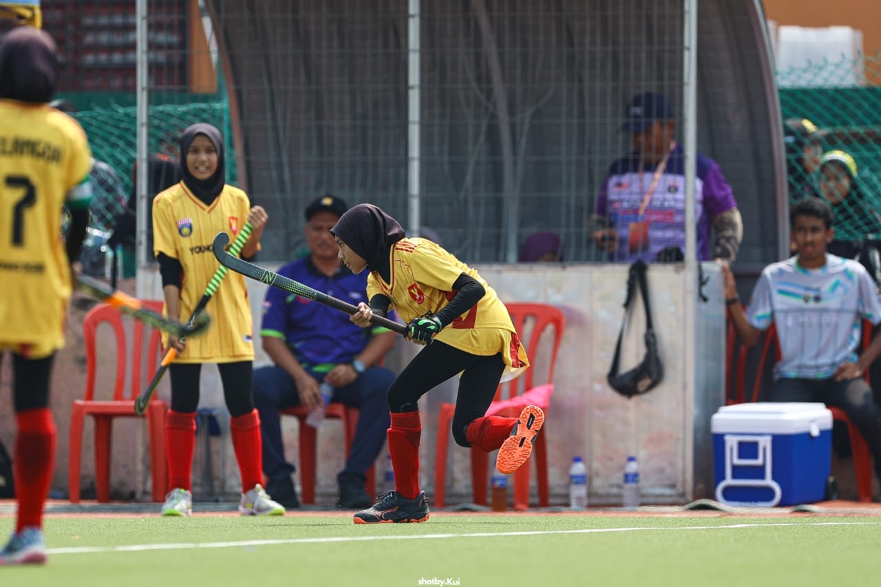 Adelia Khadeeja binti Mohd Iszham — 1