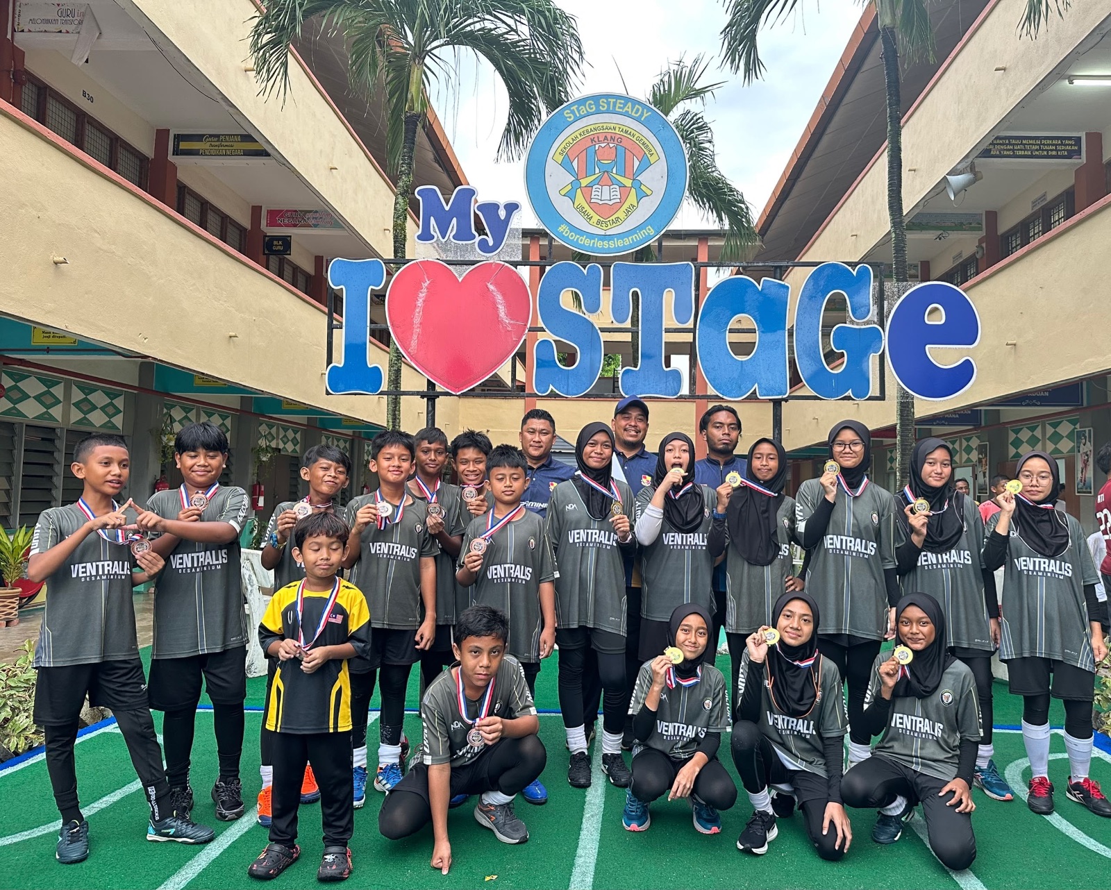 Adelia Khadeeja binti Mohd Iszham — 4